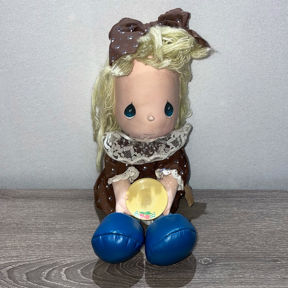 VINTAGE APPLAUSE PRECIOUS MOMENTS DOLL Blonde Brown Dress 16-17”